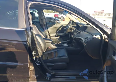 2009 Honda Accord 2.4 Ex-L from USA, damaged, VIN 1HGCP26809A090129